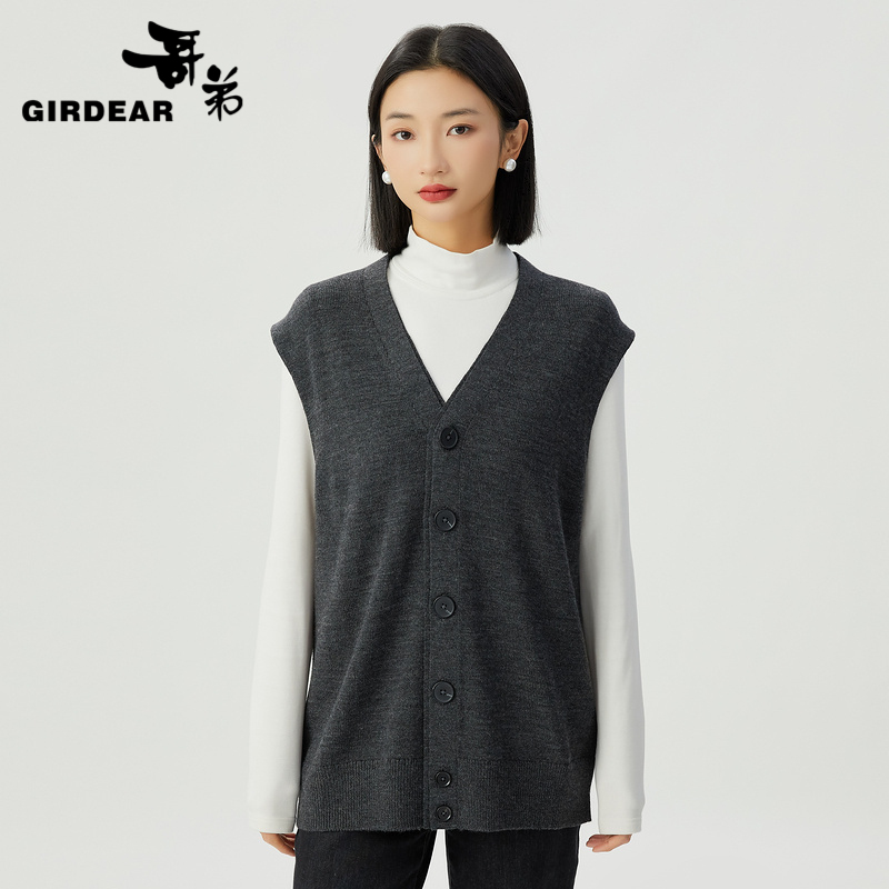 哥弟 简约V领针织开衫式羊毛造型马甲1499241