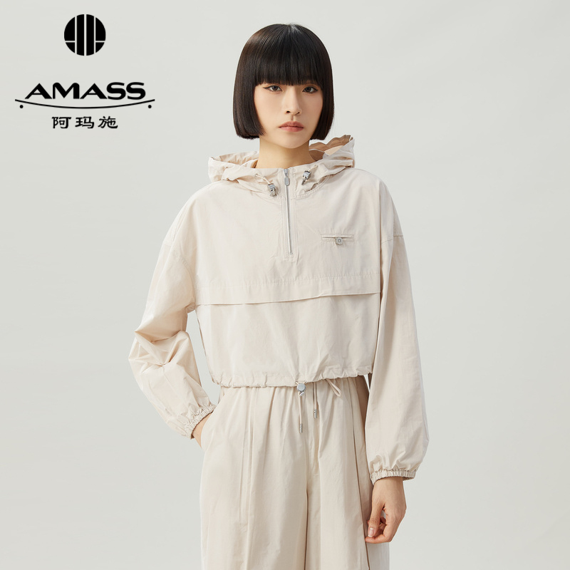 AMASS阿玛施 休闲舒适轻盈运动连帽短款卫衣5300857