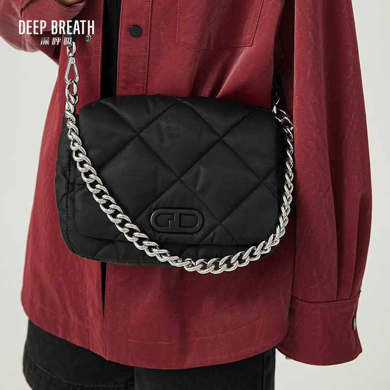 DEEP BREATH深呼吸女包 菱格布面充棉休闲腋下包单肩斜挎手提包AB10186