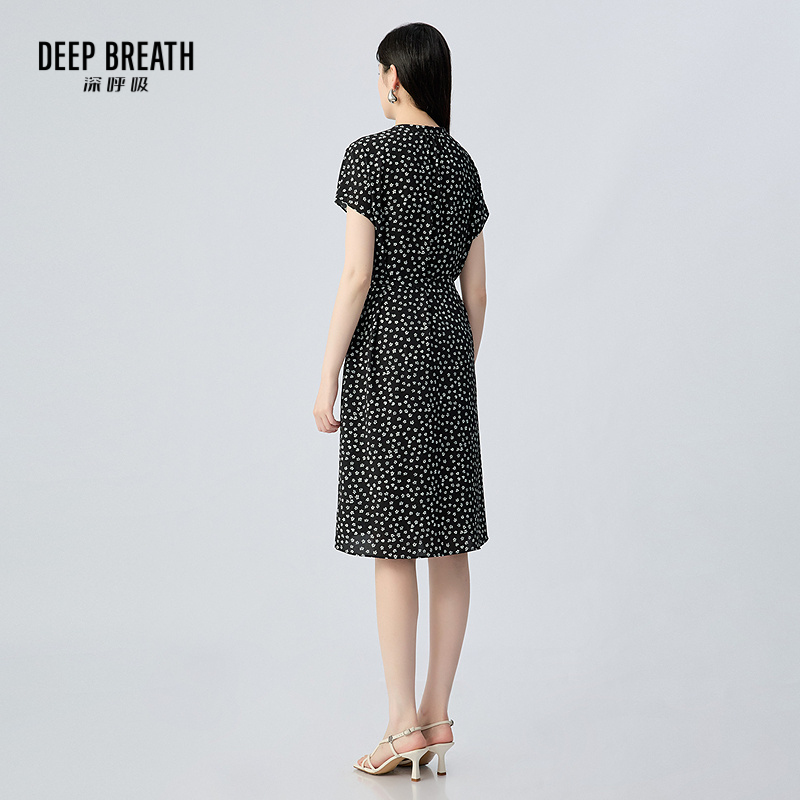 深呼吸女装正品相册图