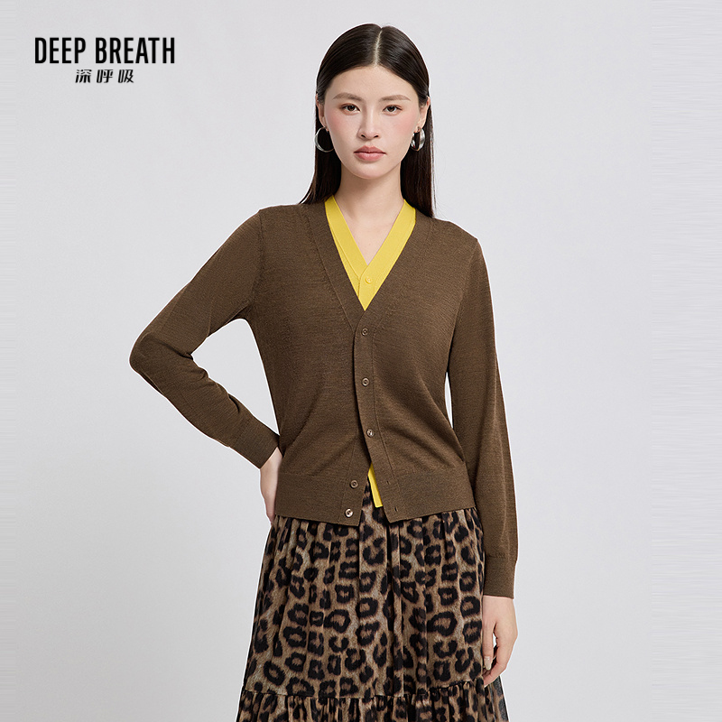 DEEP BREATH深呼吸女装 V领开衫+马甲拼色羊毛针织套装A402071-A402072-1